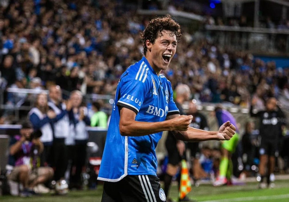 Caden Clark: la rinascita a Montréal dopo le sfide in Europa article-post