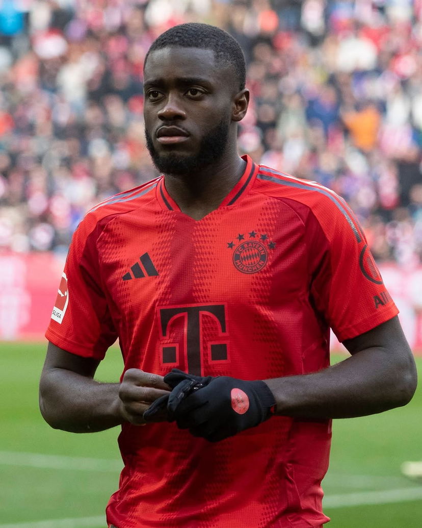 Doppia tegola per il Bayern Monaco: Davies e Upamecano out preview