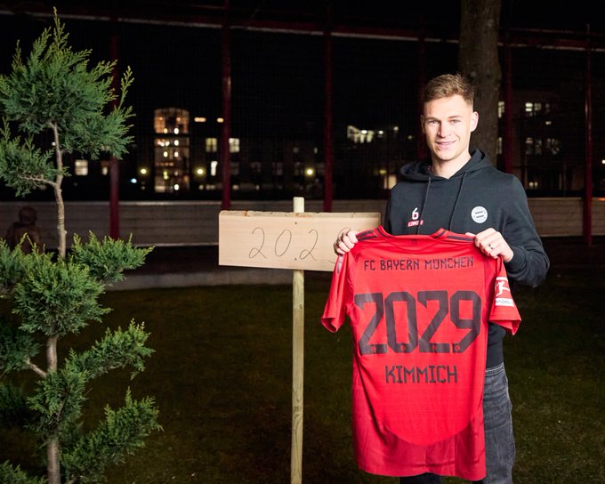 Ufficiale: Kimmich rinnova con il Bayern fino al 2029 preview