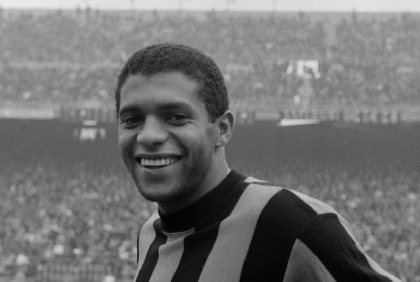 Lutto nel mondo del calcio: addio a Jair da Costa. Aveva 84 anni preview