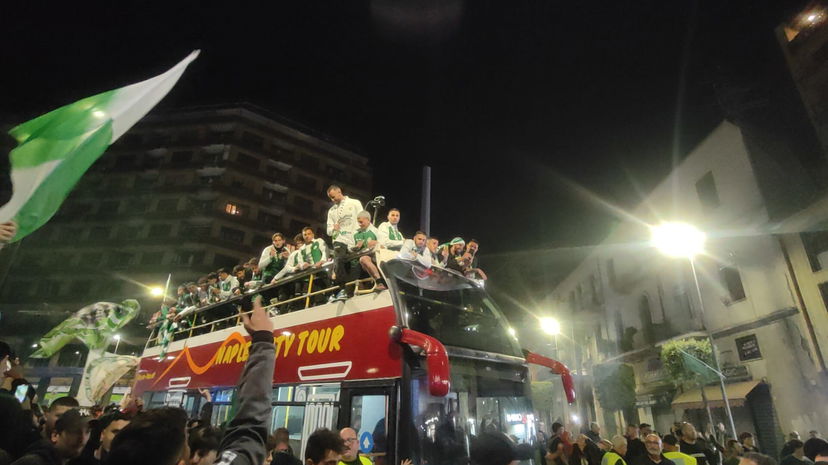 Avellino, festa grande in città per la conquista della Serie B. Ora il tempo stringe per lo stadio preview
