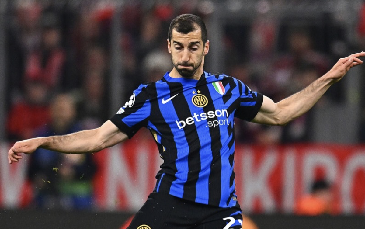 Mkhitaryan: “La Roma? Lotteranno fino alla fine per lo scudetto. Chivu? Assomiglia a Mourinho” article-post