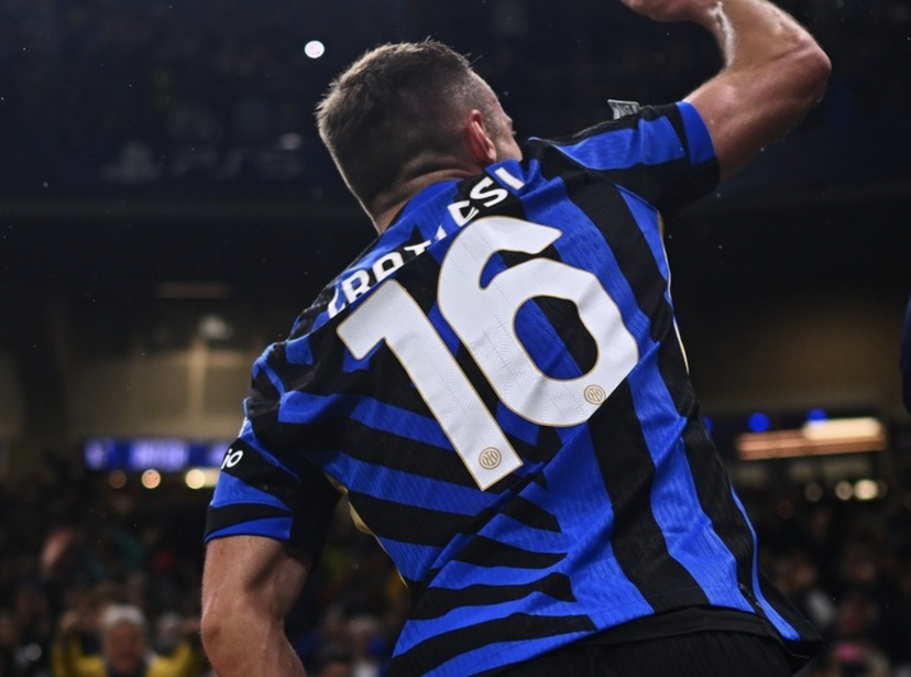 Frattesi: “Contro il Barcellona stavo per svenire. Acerbi? Ha segnato un gol irripetibile” preview