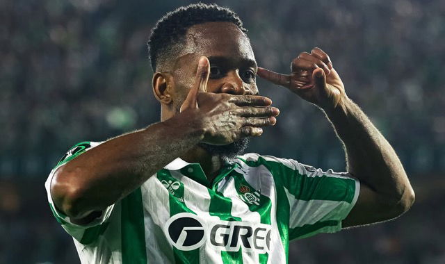 Real Betis, Bakambu avvisa la Fiorentina: “Vogliamo vincere la Conference” preview