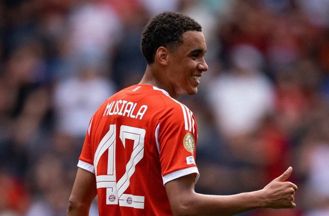 Musiala fa piangere il Bayern. Stop di 4-5 mesi dopo l’infortunio article-post