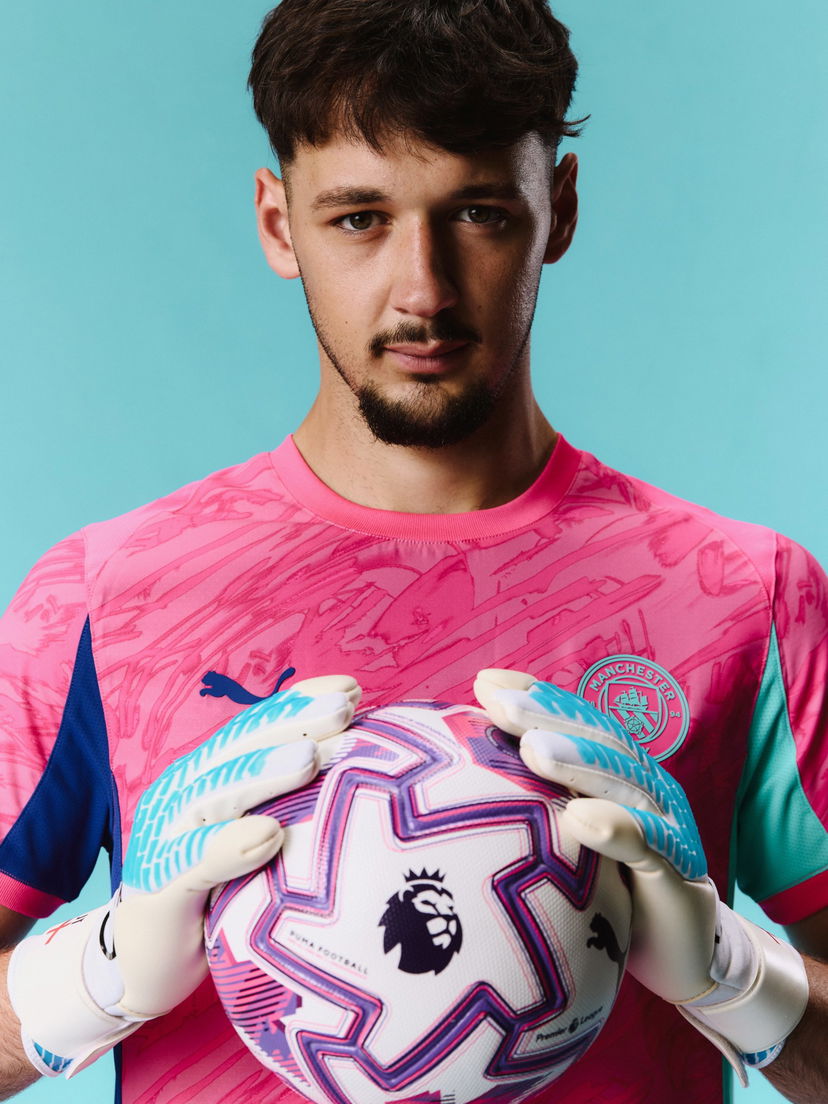 Ufficiale: Trafford torna al Manchester City preview