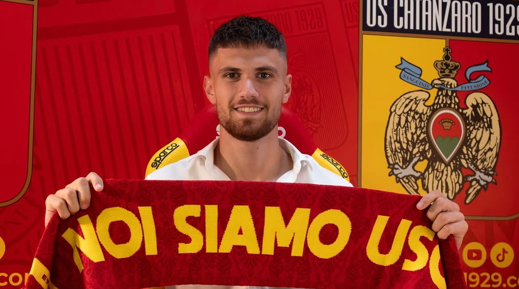 Ufficiale: Bashi è un nuovo difensore del Catanzaro article-post