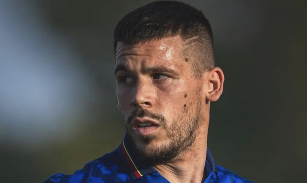Carles Perez ricoverato in gravi condizioni: è stato morso ai testicoli da un cane article-post