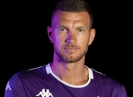 Dzeko si presenta: “Da piccolo ammiravo tantissimo Batistuta. Conference? Cercheremo di andare avanti il più possibile” article-post