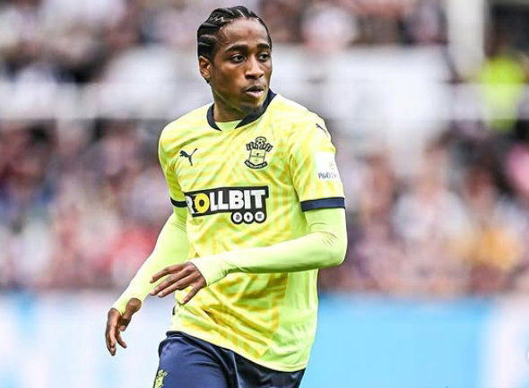 Il Beşiktaş rinuncia all’ingaggio di Kyle Walker-Peters: il comunicato ufficiale preview