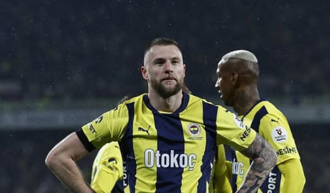 Skriniar: “Volevo tornare prima al Fenerbahce. Crediamo nella qualificazione in Champions” article-post