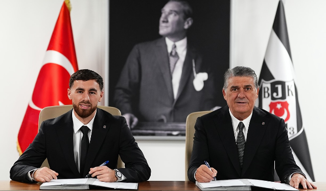 Kokcu si presenta al Besiktas: “Vestire questa maglia è sempre stato il mio sogno” preview