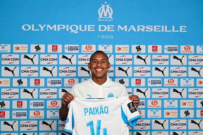 Paixao: “Il mio idolo è Ronaldinho. Era pura magia. Mi ispiro a lui” preview