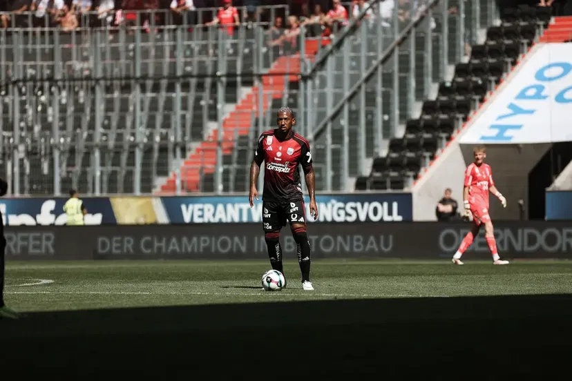 Ufficiale: Jerome Boateng risolve il contratto con il LASK preview