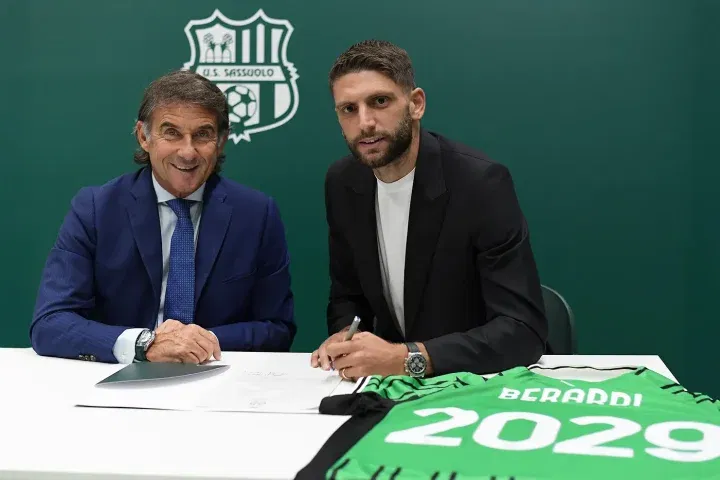 Carnevali su Berardi: “È il simbolo del Sassuolo. Il suo rinnovo è un segnale forte” article-post