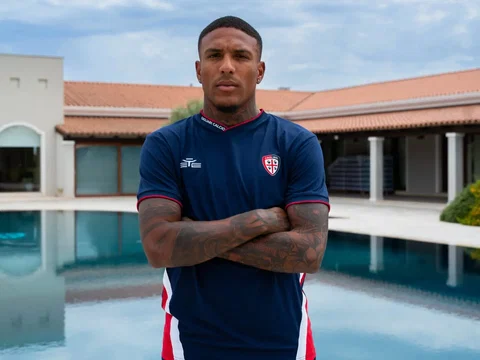 Folorunsho: “Ho un procuratore che agirà per il mio bene, del futuro ne discuteremo” preview