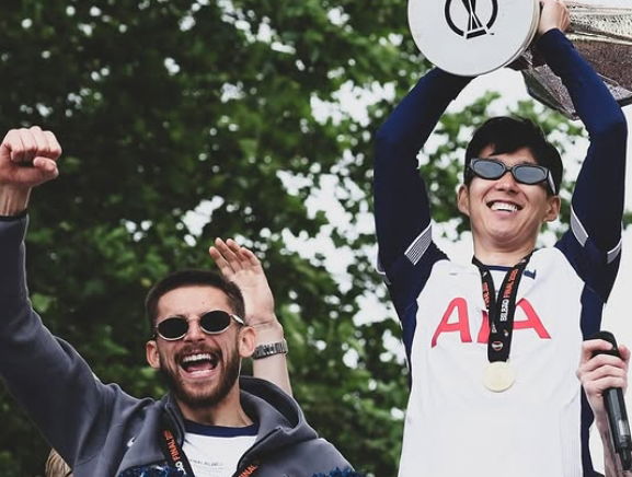 Tottenham, Vicario: “Son merita il meglio. Abbiamo l’opportunità di vincere un altro titolo” preview