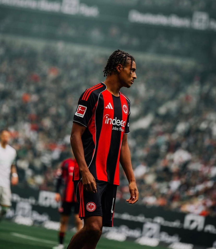 Chi è Bahoya, l’ambizioso attaccante dell’Eintracht Francoforte preview