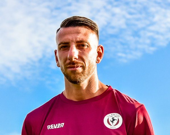 Ufficiale: Arezzo, dalla Ternana arriva l’attaccante Pietro Cianci preview