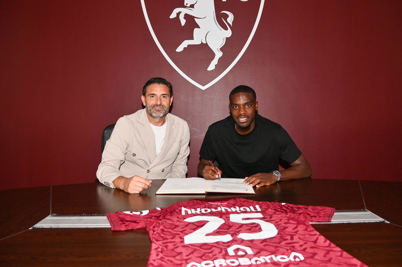 Nkounkou: “Il Torino è un grande club. Mio padre mi mise in difesa a 12 anni” preview