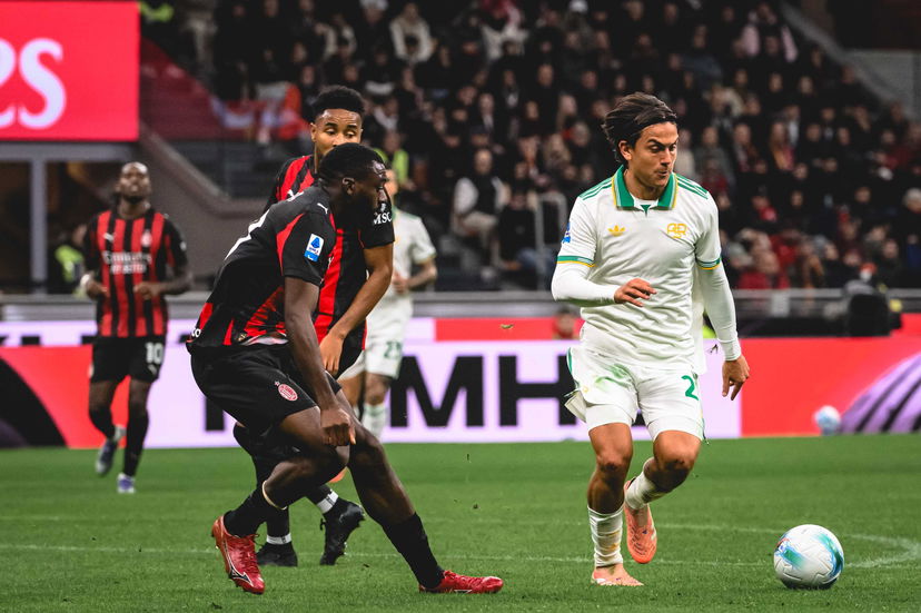 Dybala uscito all’84’: problema muscolare per l’argentino preview