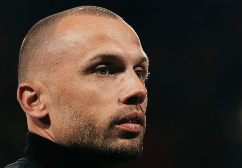 Ufficiale: l’Ajax esonera Heitinga preview