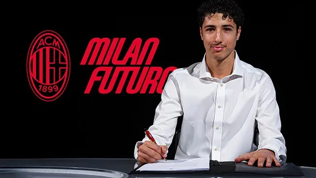 Ufficiale: Messaoudi ha firmato il primo contratto da professionista con il Milan preview