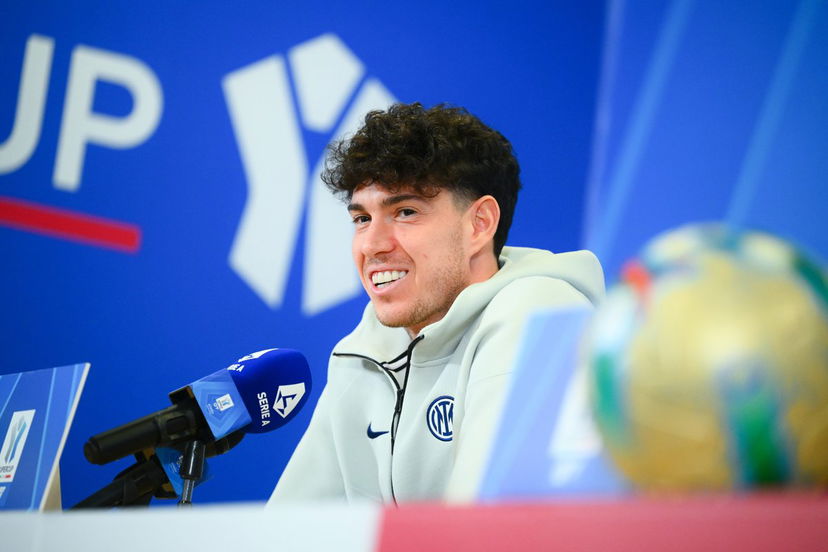 Bastoni: “Voci sul Barcellona? Mi rendono orgoglioso, ma probabilmente resterò all’Inter” preview
