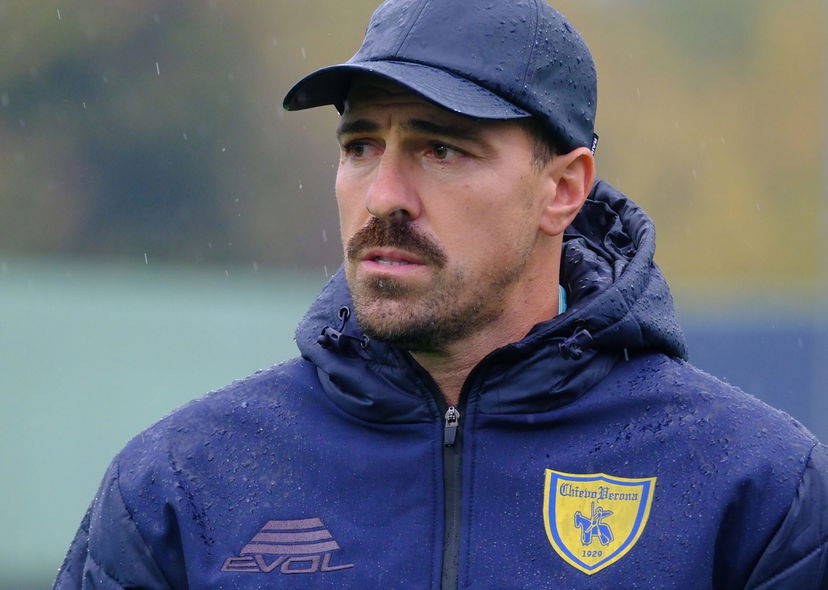 Ufficiale: Cacciatore esonerato dal Chievo preview