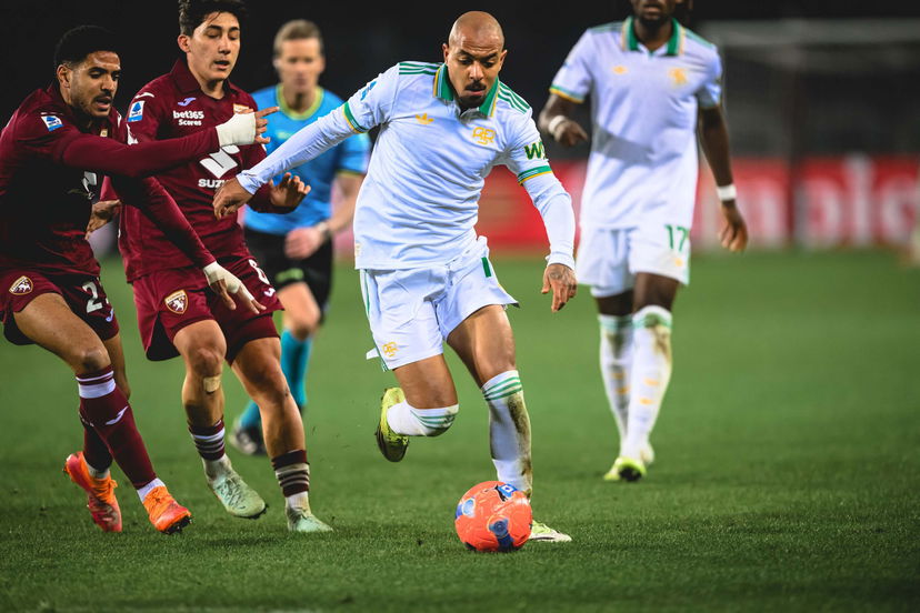 Roma, ufficializzata la lista UEFA: dentro Malen, Vaz e Zaragoza, fuori Angelino, Venturino e Dovbyk preview