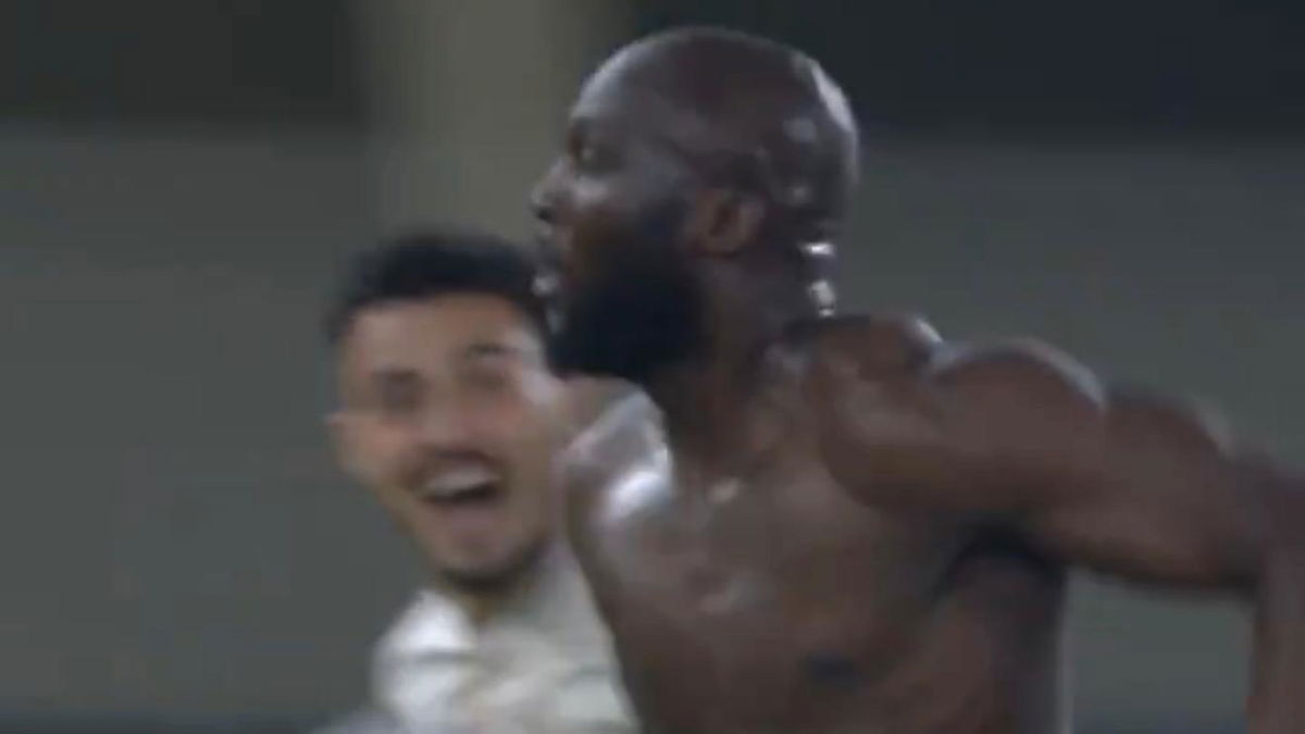 Lukaku all’ultimo respiro: il Napoli passa 2-1 a Verona article-post