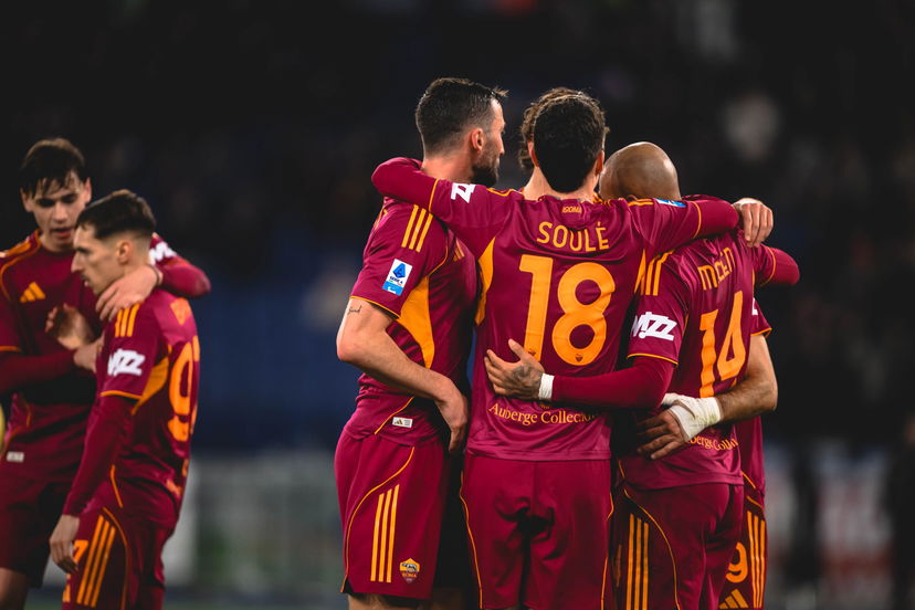 Doppio Malen: la Roma batte 2-0 il Cagliari e aggancia la Juventus preview