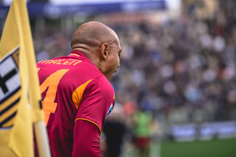 Malen festeggia il rinnovo: “Sì Bobby resta a Roma” preview
