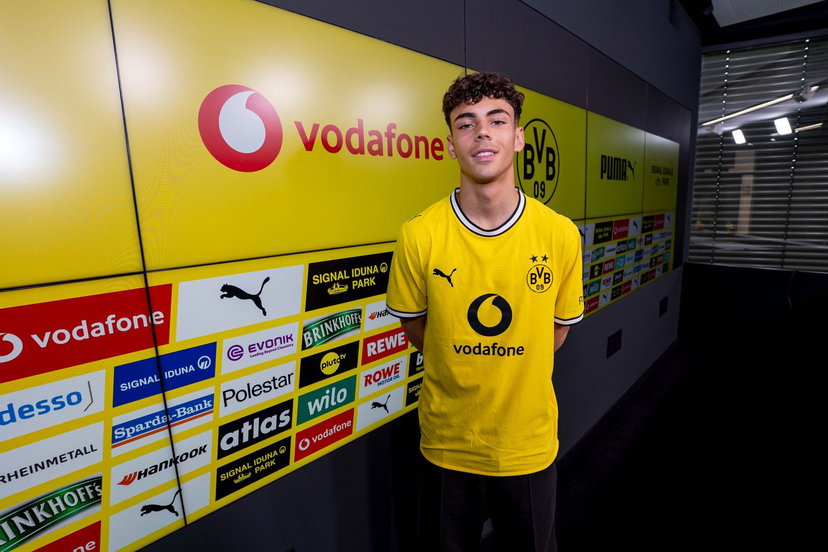 Ufficiale: Inacio rinnova con il Borussia Dortmund fino al 2029 preview