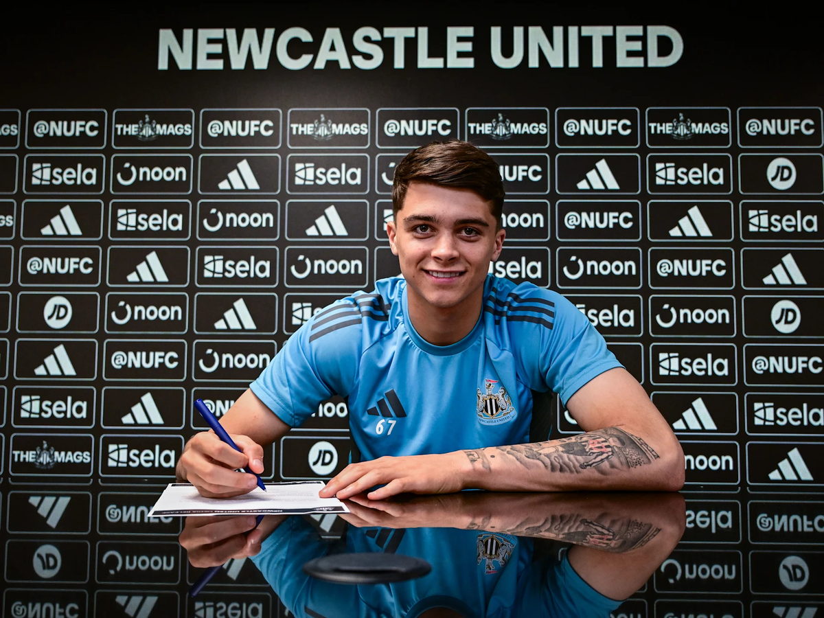Ufficiale: Lewis Miley rinnova con il Newcastle fino al 2032 article-post