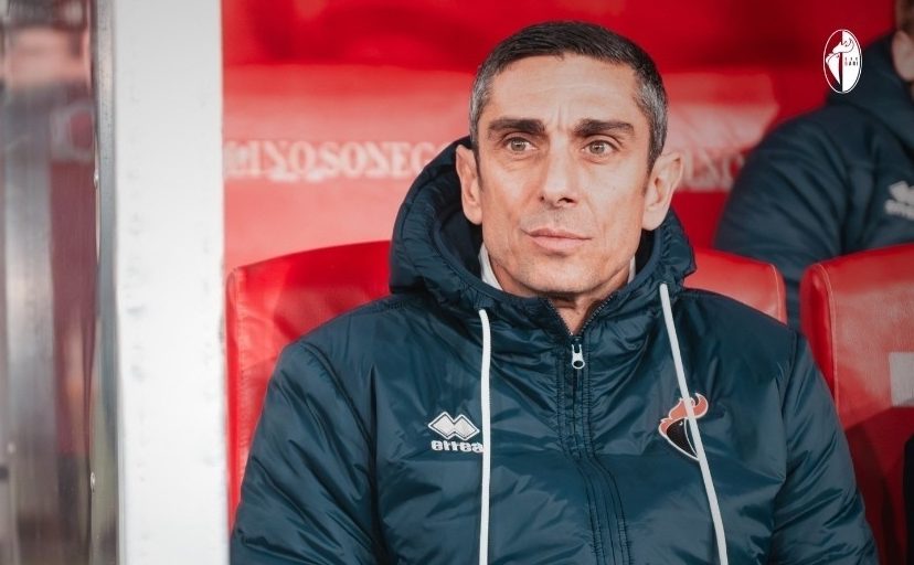 Longo: “Chiediamo scusa a tutti. A gennaio almeno sei giocatori non sono voluti venire a Bari” preview