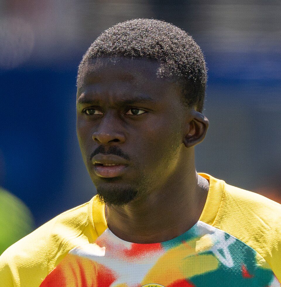 Chi è Bamba Dieng, il nuovo attaccante della Lazio. Arriva in serata dopo le 23 article-post
