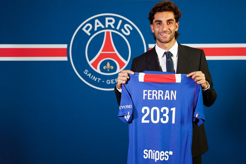 Ufficiale: Ferran Torres è un nuovo calciatore del PSG. Contratto fino al 2031 preview