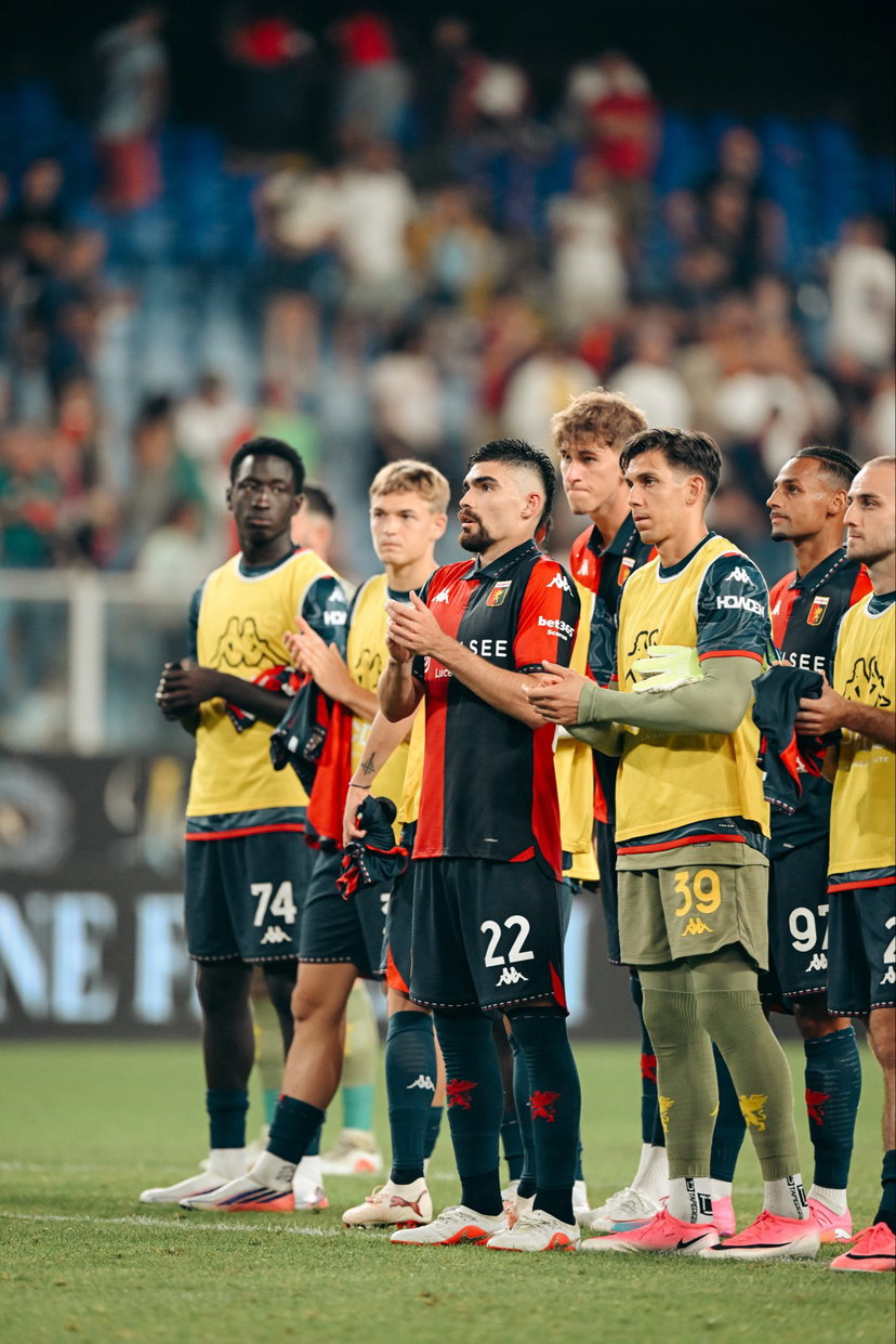 Giudice Sportivo: squalificato il DS del Genoa Diego Lopez, reo di aver impedito all’arbitro di chiudere la porta dello spogliatoio preview