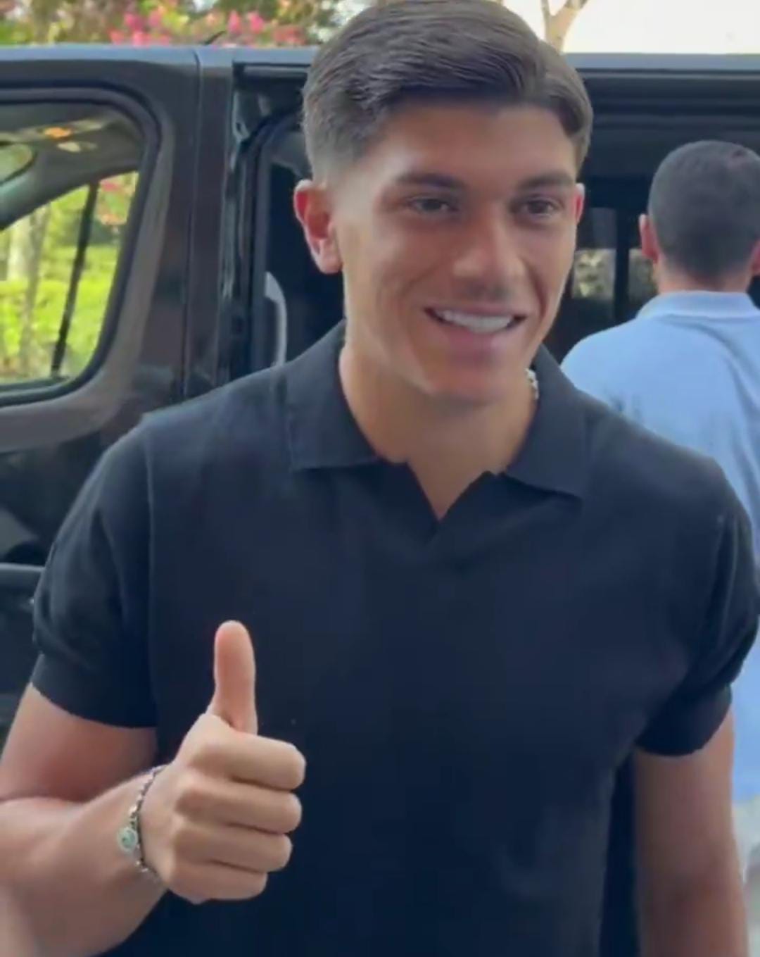Napoli, il nuovo terzino Favasuli è arrivato a Villa Stuart per svolgere le visite mediche article-post