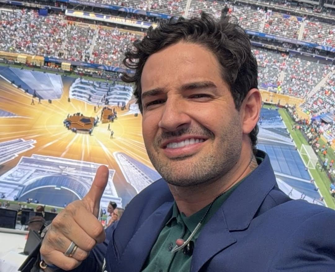 Pato: “Ho parlato con Cardinale ed è convinto che il Milan tornerà a vincere. Ha provato a portare Endrick” article-post