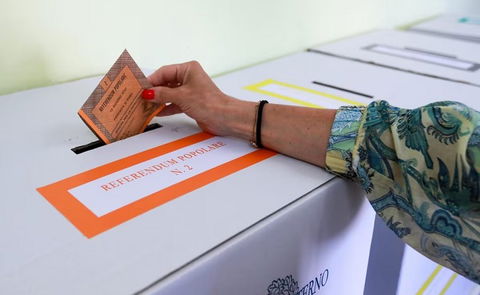 Quale affluenza dovrebbe esserci alle ore 12:00 per raggiungere il quorum? preview