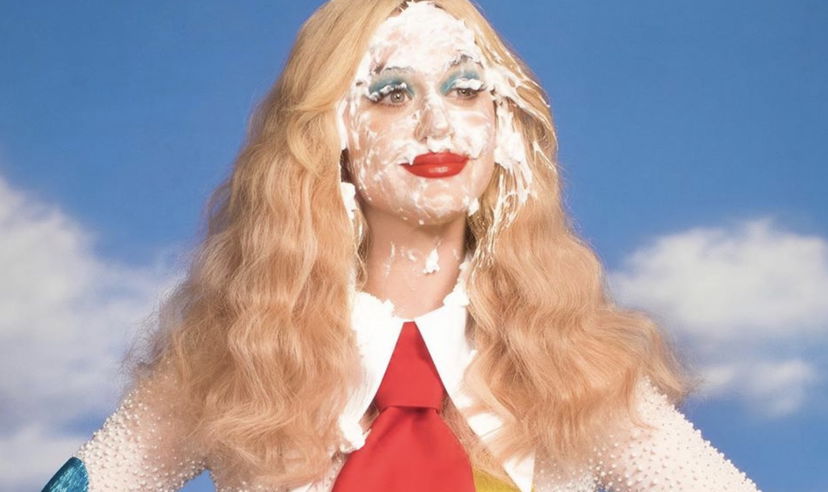 L’uscita del nuovo album di Katy Perry è stata rimandata (un’altra volta) article-post