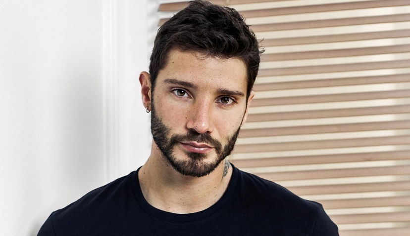 Amici, ex ballerino attacca Stefano De Martino: “Deve ringraziare Belen e Maria. Poi si è operato” preview