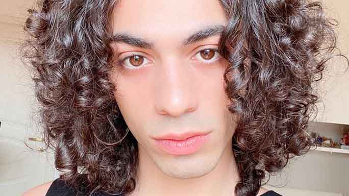 X Factor: Blue Phelix conquista tutti con la sua libertà di genere preview