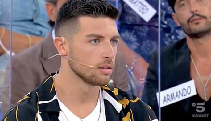 Ludovico Ciotti di Uomini e Donne: la sua esterna è un flop e Maria si rifiuta di mandarla in onda preview