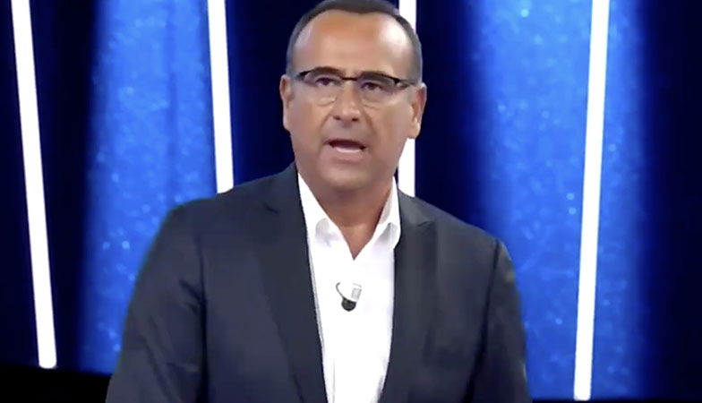 Blackface a Tale e Quale Show: Carlo Conti risponde alla polemica preview