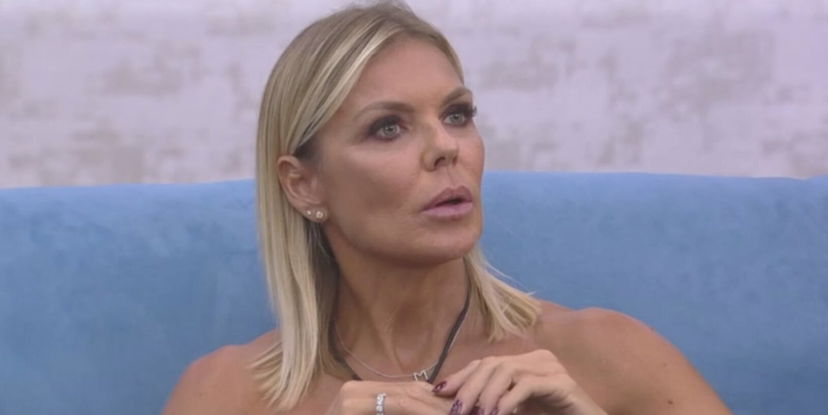 Matilde Brandi usa per due volte un insulto omofobo e fa infuriare il web preview