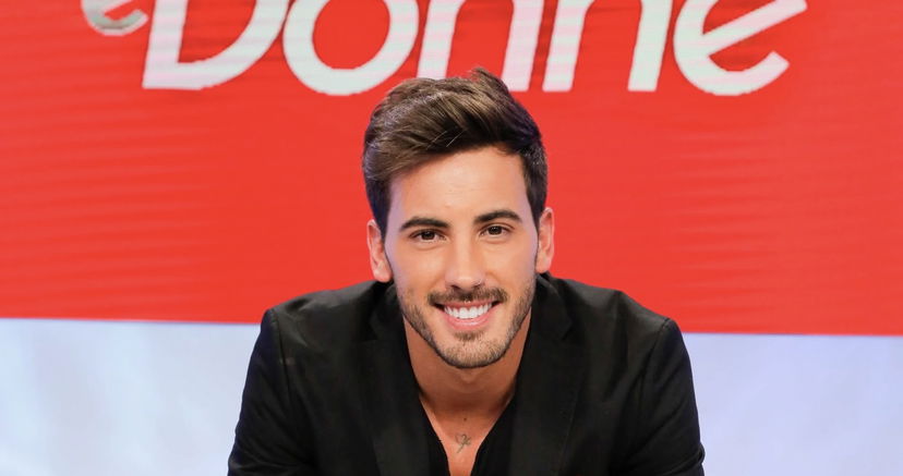 Outing per Ivan Gonzalez: ha avuto una storia con un uomo che lavora a Uomini e Donne Spagna? Parla la conduttrice preview