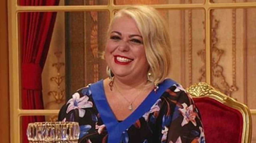 Mariotto bodyshaming contro Rossella Erra: “Quella cicciona vestita di strass” preview